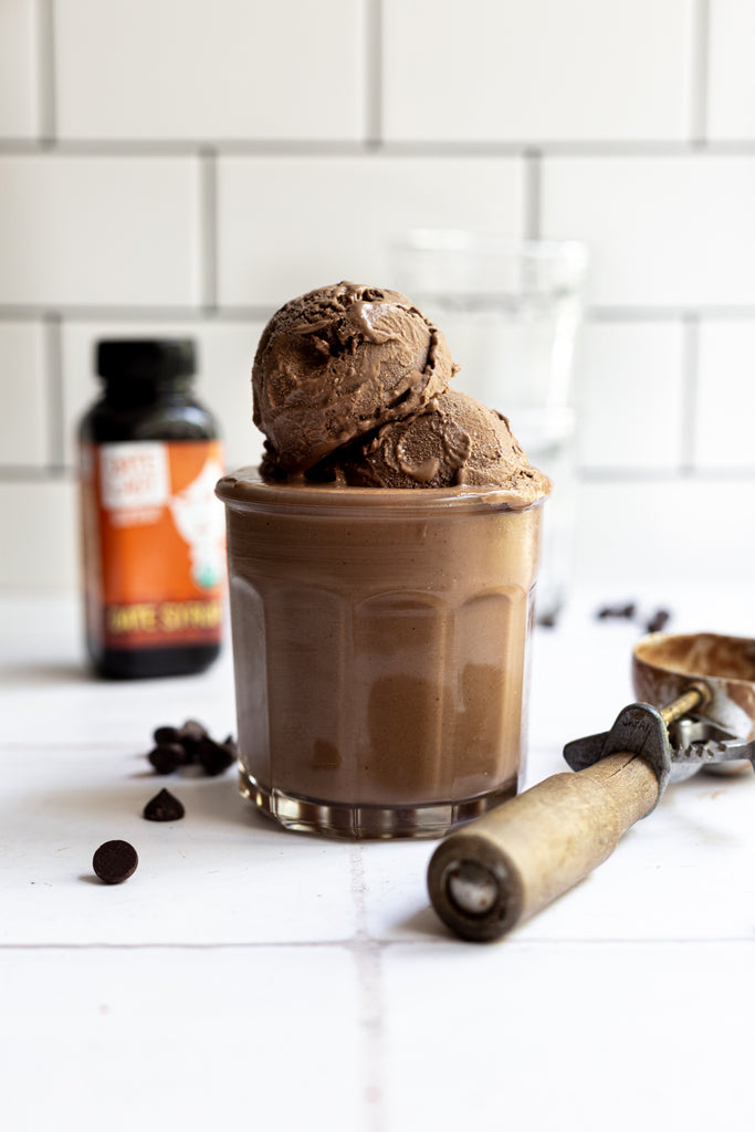 Date-Sweetened Vegan No-Churn Mocha Chip Ice Cream