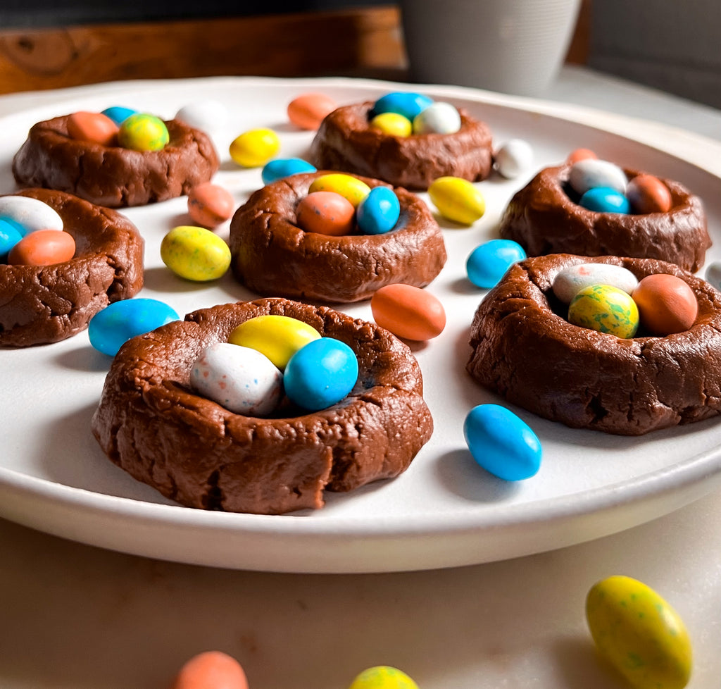 date-sweetened Easter Egg Bird's Nests