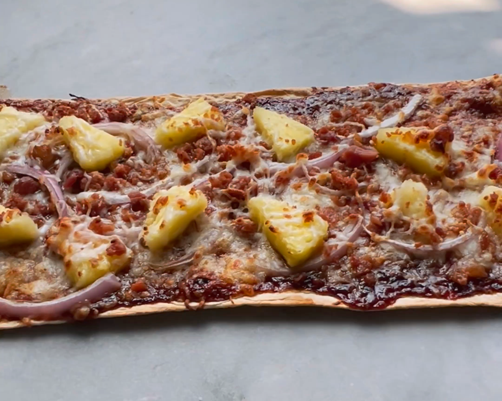 10-Minute Barbecue Pizza