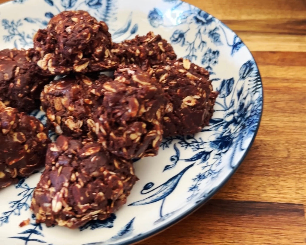 chocolate oatmeal cookie bite balls no bake desserts easy healthy gluten free vegan high protein kid friendly yummy snack