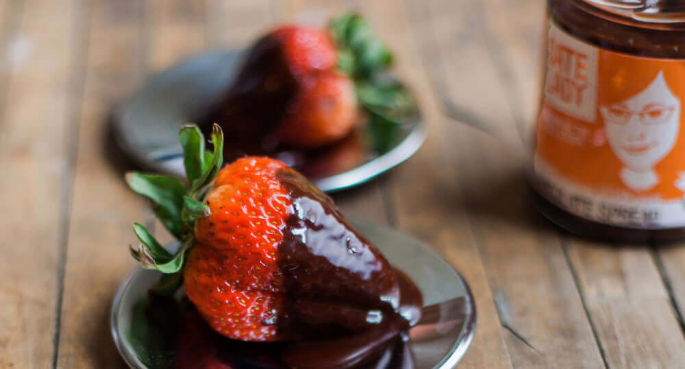 Vegan Chocolate Spread and Strawberries